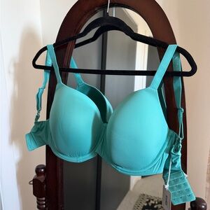 Bare Necessities Smooth T-Shirt Bra in Tiffany Blue